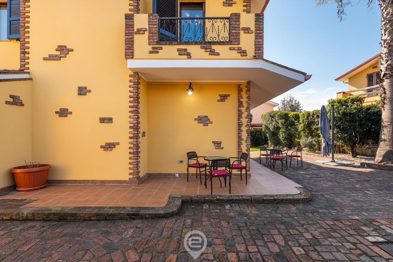 Villa Monica - Suites Иглесиас Екстериор снимка