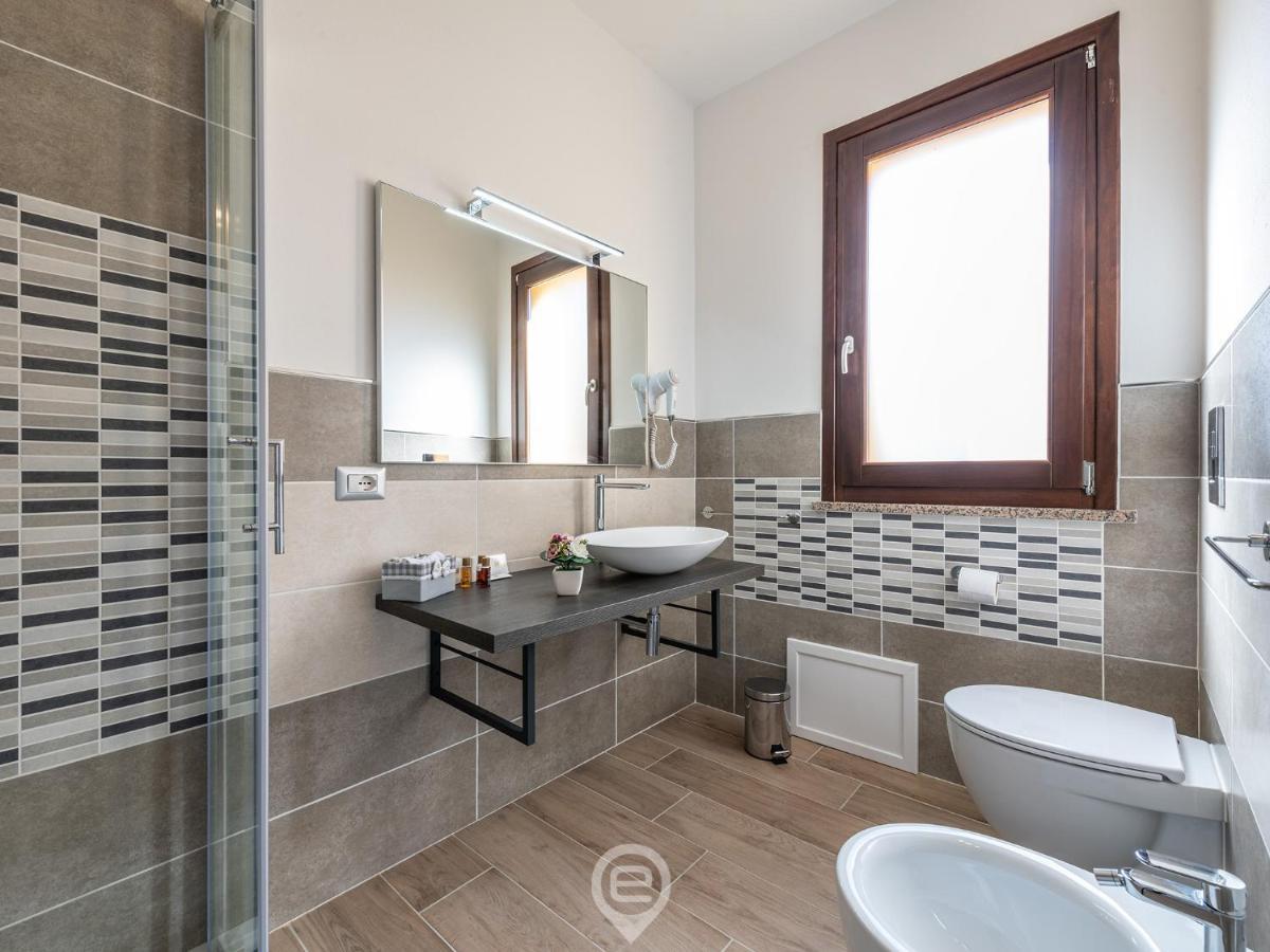 Villa Monica - Suites Иглесиас Екстериор снимка