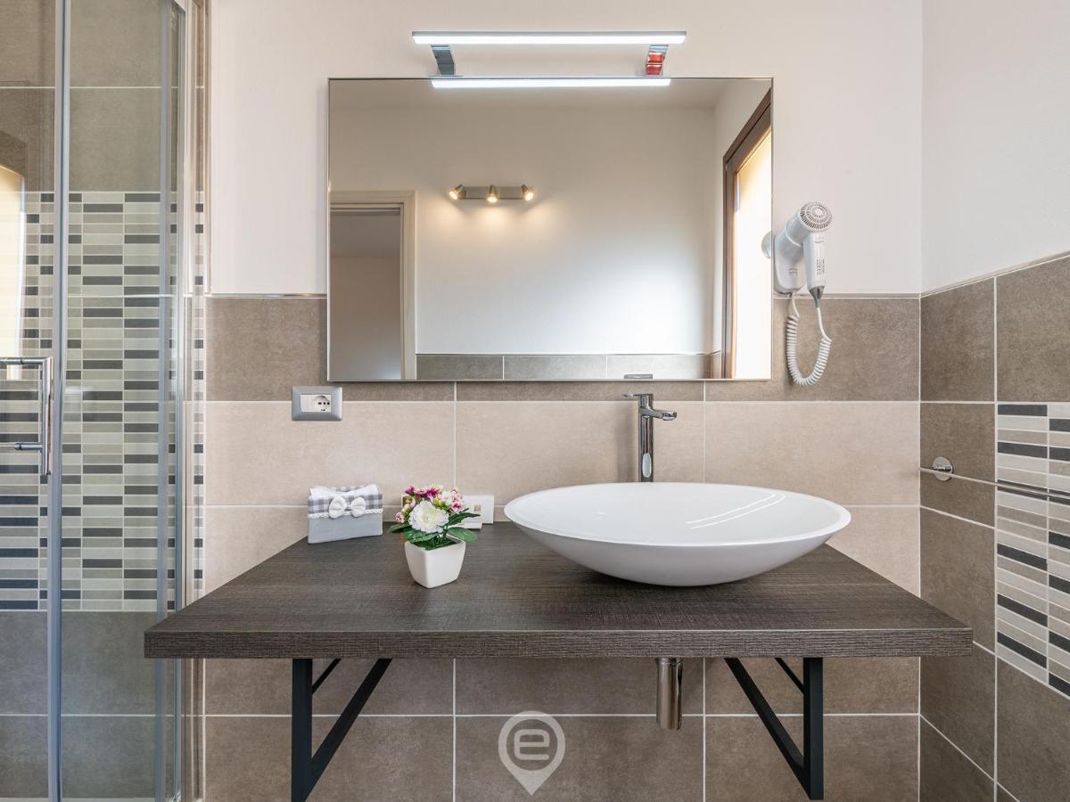 Villa Monica - Suites Иглесиас Екстериор снимка