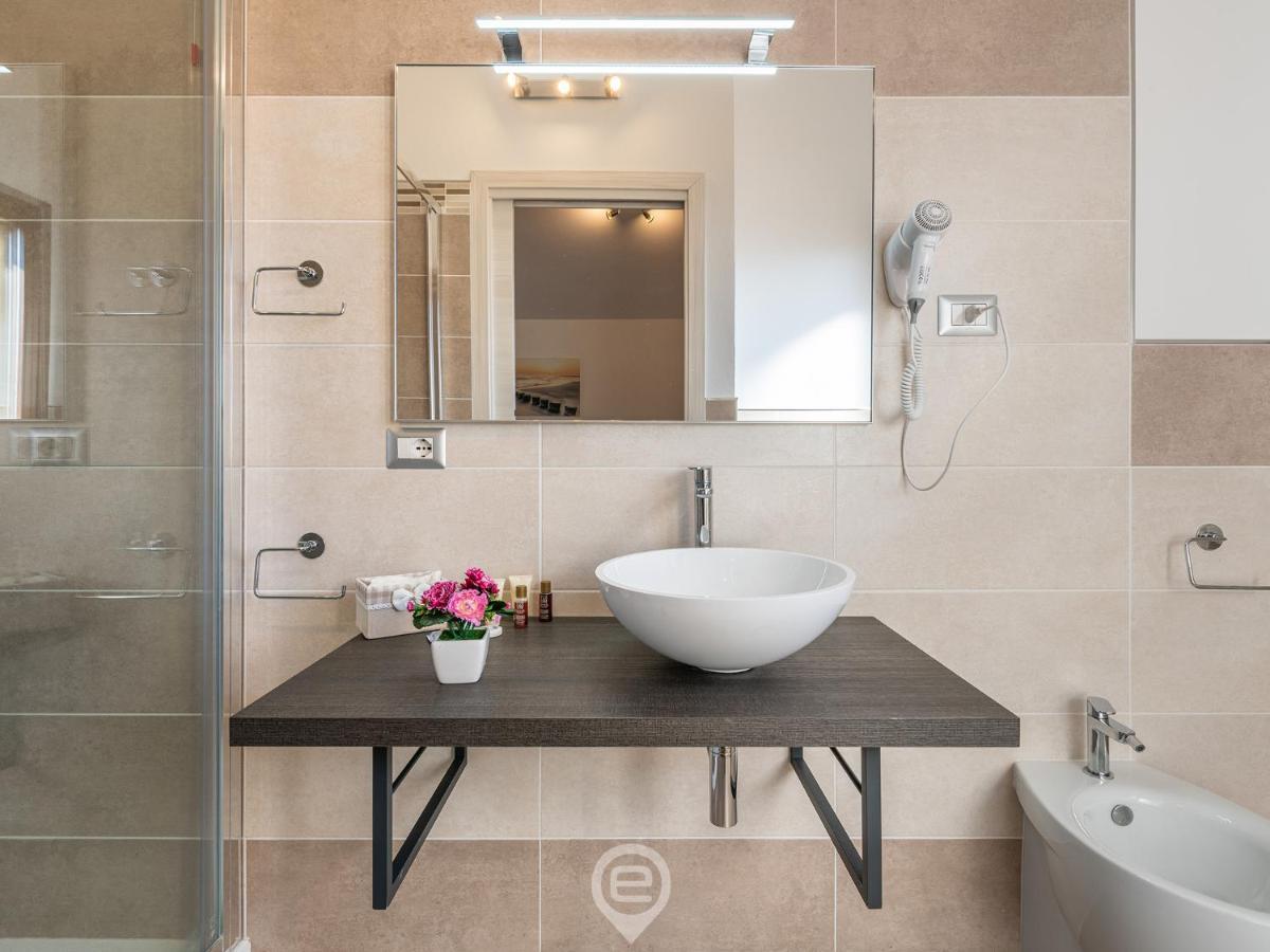 Villa Monica - Suites Иглесиас Екстериор снимка