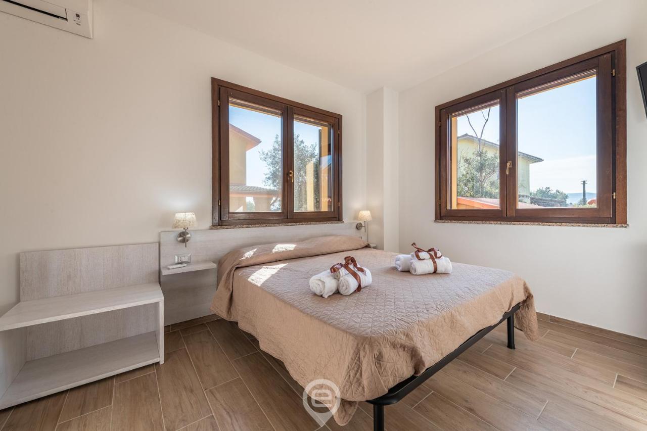 Villa Monica - Suites Иглесиас Екстериор снимка