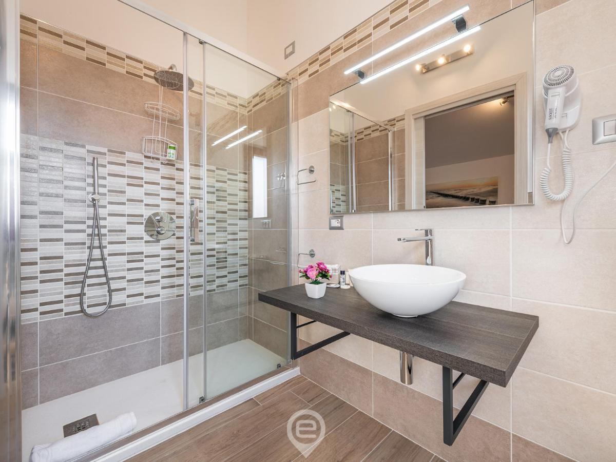 Villa Monica - Suites Иглесиас Екстериор снимка