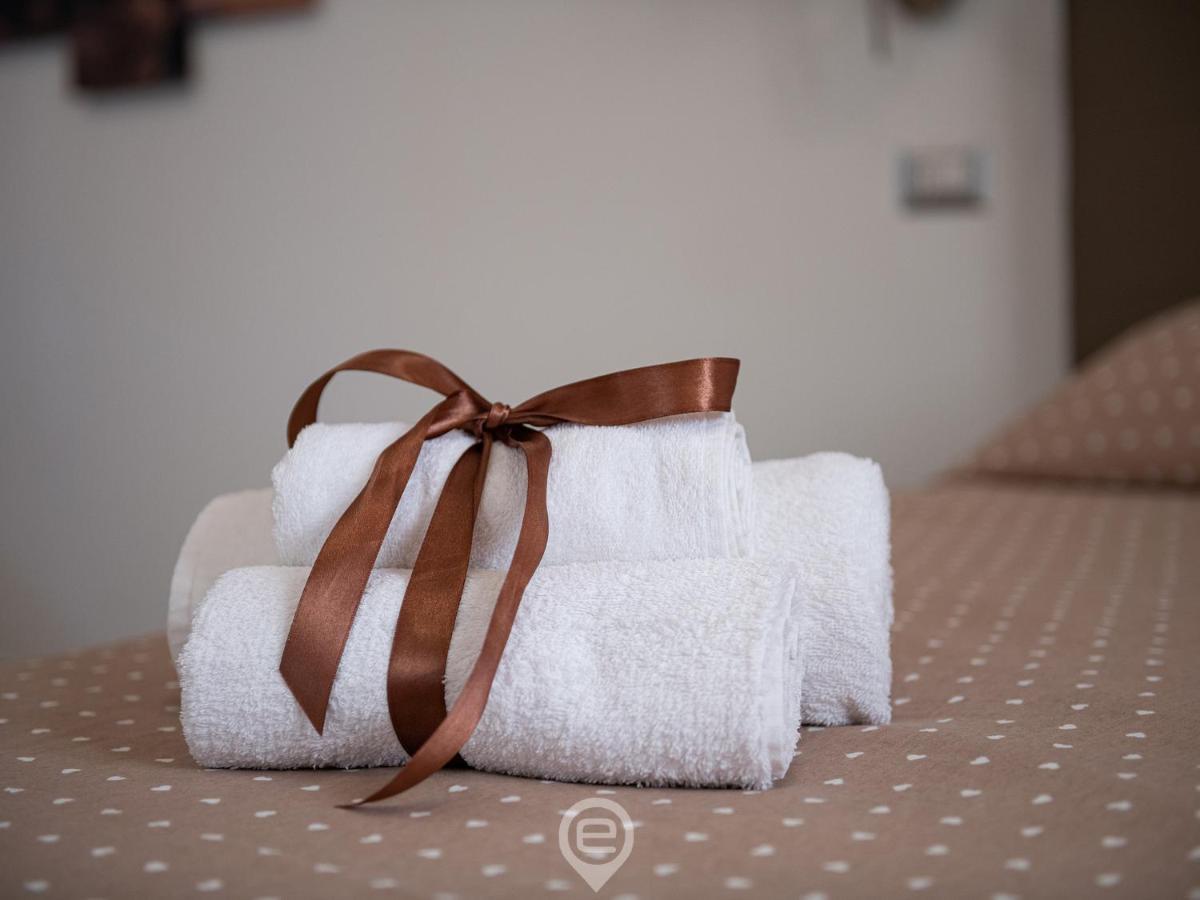 Villa Monica - Suites Иглесиас Екстериор снимка
