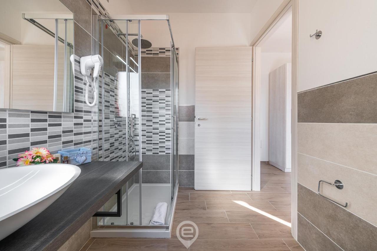 Villa Monica - Suites Иглесиас Екстериор снимка