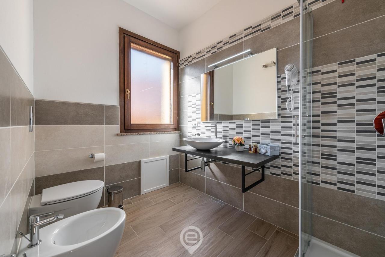 Villa Monica - Suites Иглесиас Екстериор снимка