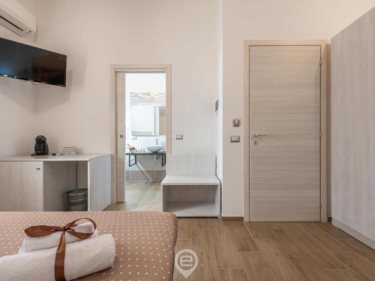 Villa Monica - Suites Иглесиас Екстериор снимка