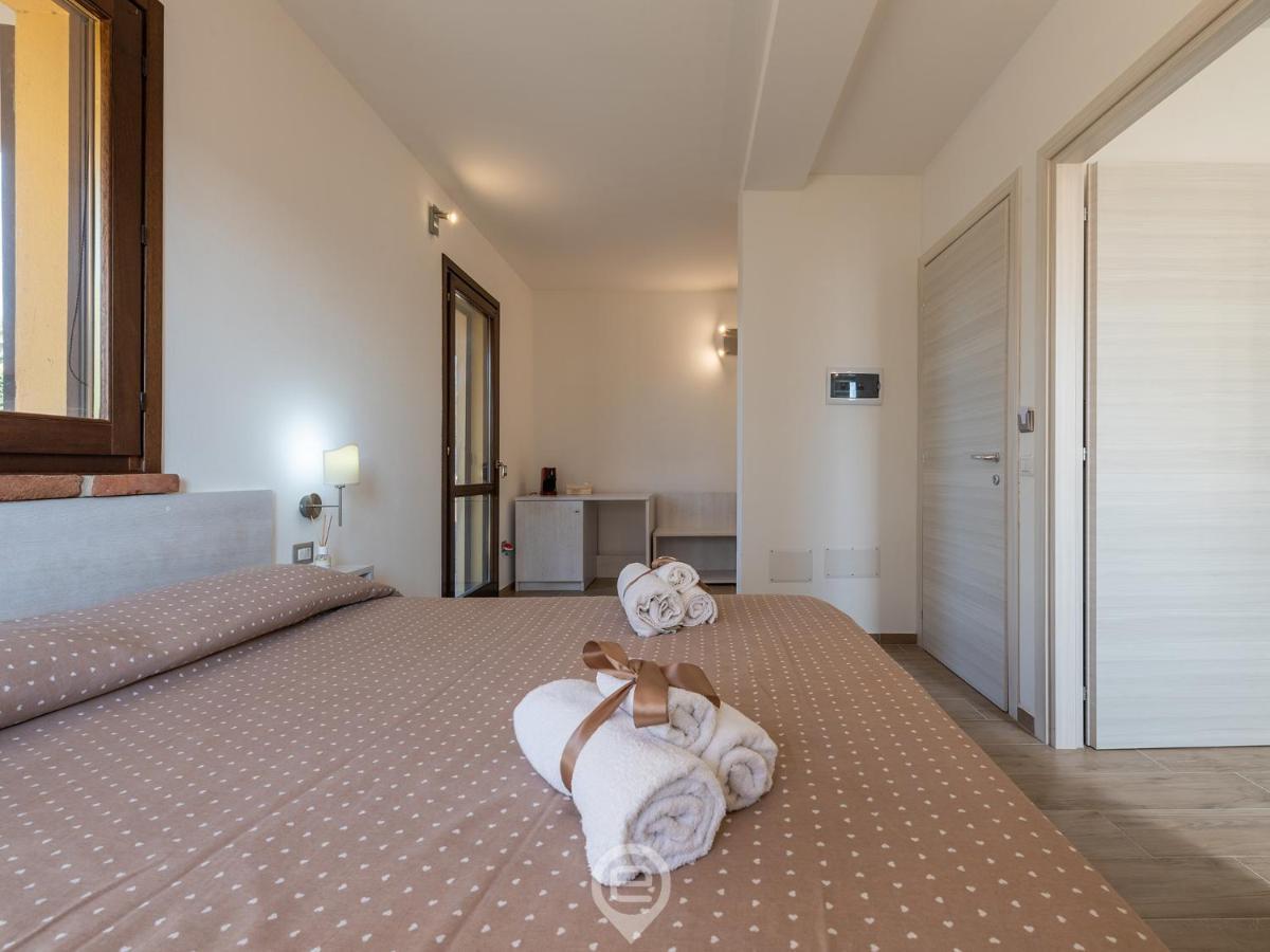 Villa Monica - Suites Иглесиас Екстериор снимка