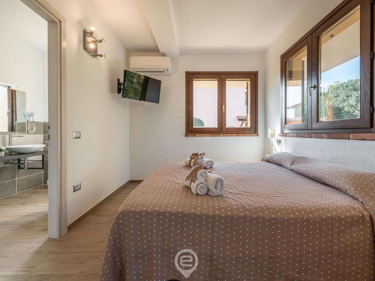 Villa Monica - Suites Иглесиас Екстериор снимка