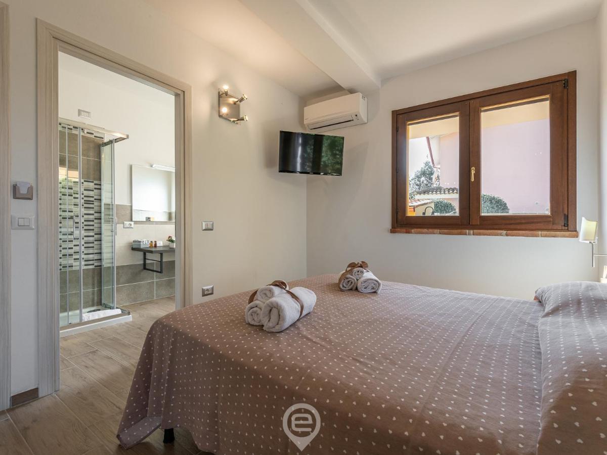 Villa Monica - Suites Иглесиас Екстериор снимка
